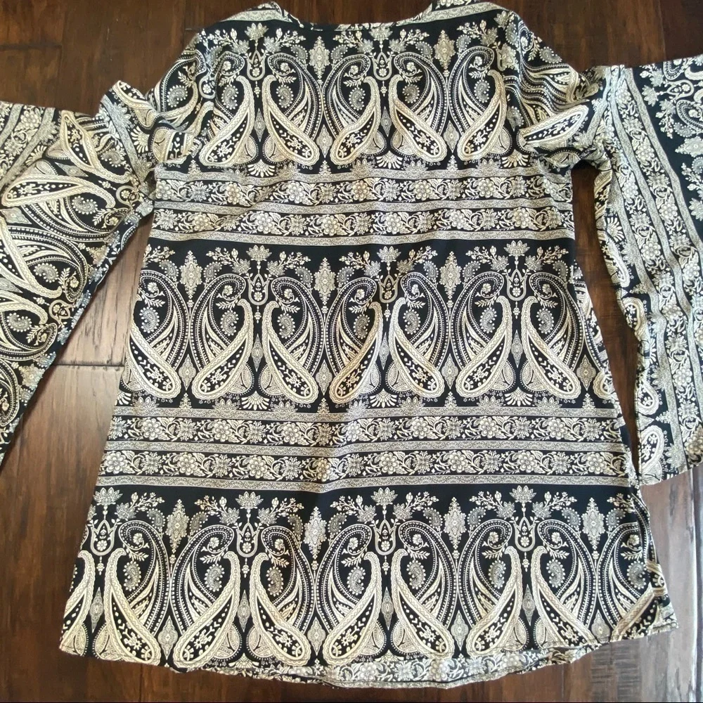 GIANNI BINI Bell Sleeve Tassel Tie Boho Dress - Picture 11 of 13